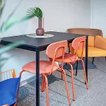 Funky Penthouse Center Bed & Breakfast *