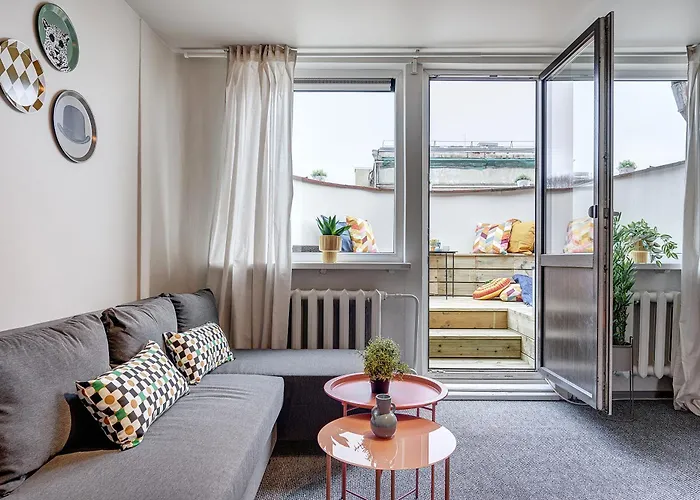 לינה וארוחת בוקר Funky Penthouse Center