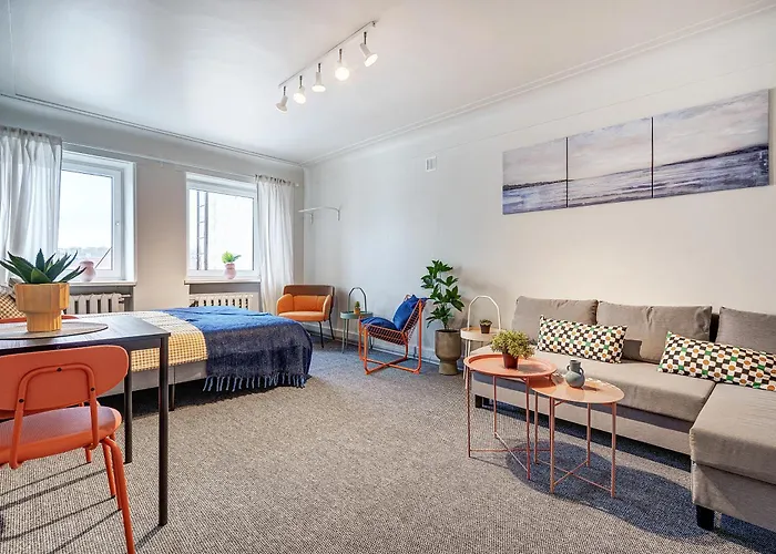 לינה וארוחת בוקר Funky Penthouse Center קובנה