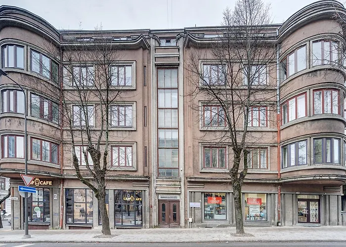 לינה וארוחת בוקר Funky Penthouse Center